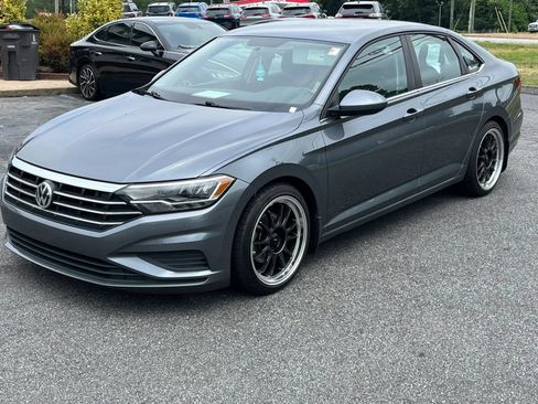 Used 2021 Volkswagen Jetta S w/ Driver Assistance Package FWD image 2