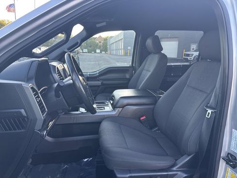 Used 2019 Ford F150 XLT w/ Equipment Group 302A Luxury AWD/4WD image 9