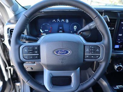 New 2026 Ford F250 Lariat w/ Black Appearance Package