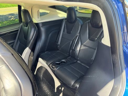 Used 2016 Tesla Model X 75D AWD/4WD image 9