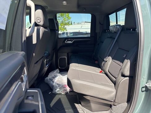 New 2026 Chevrolet Silverado 3500 High Country w/ High Country Premium Package AWD/4WD image 37