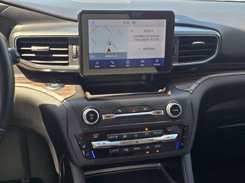 Used 2020 Ford Explorer Limited RWD image 17