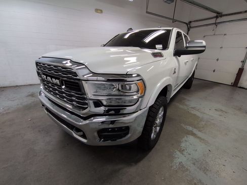 Used 2020 RAM 2500 Limited AWD/4WD image 11