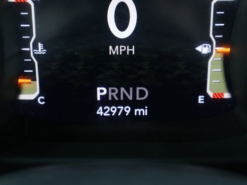 Used 2019 Jeep Wrangler Sport image 13