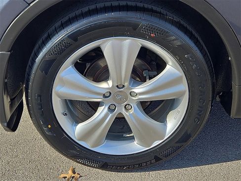 Used 2010 INFINITI FX35 2WD w/ Navigation Pkg image 7