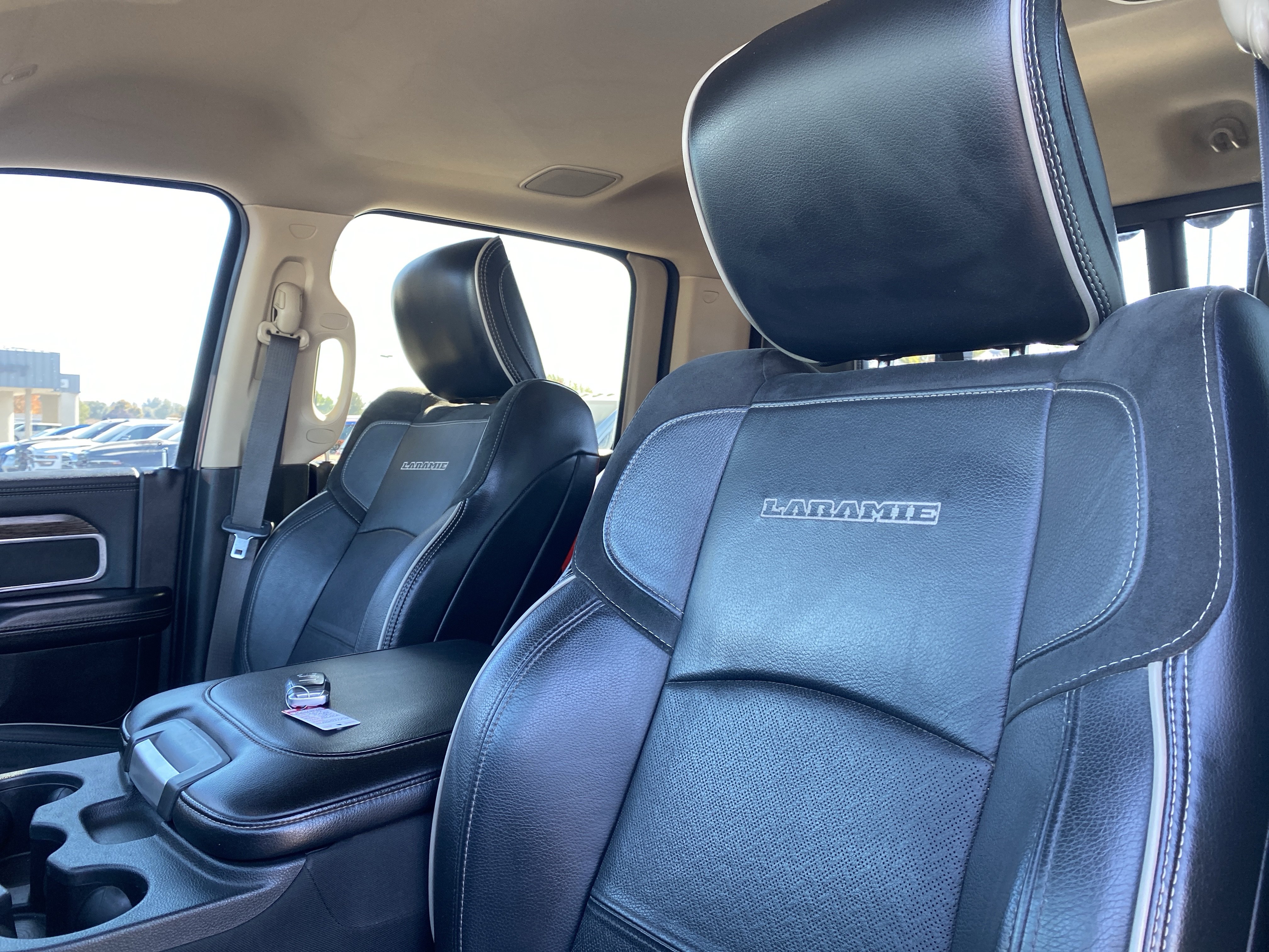 Used 2019 RAM 3500 Laramie AWD/4WD image 12