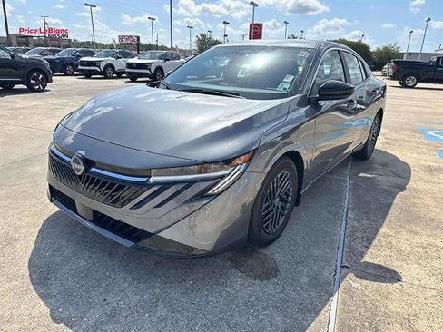 Used 2026 Nissan Sentra SV w/ Floor Mat Package FWD image 3