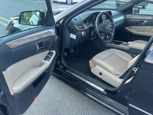 Used 2011 Mercedes-Benz E 350 Sedan image 23