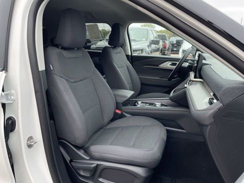 New 2026 Ford Explorer Active AWD/4WD image 21