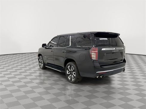 Used 2021 Chevrolet Tahoe Premier w/ Premium Package image 7