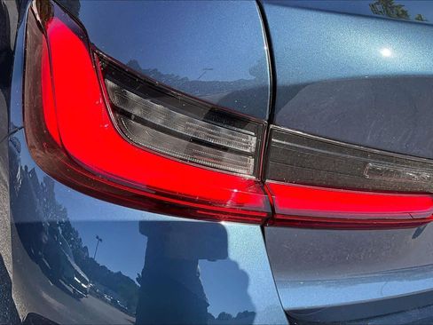Used 2025 BMW 330i Sedan RWD image 28