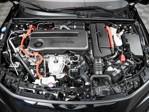 Used 2025 Honda Civic FWD Hybrid Sedan image 3