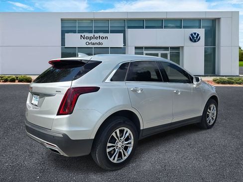 Used 2020 Cadillac XT5 Premium Luxury FWD image 4