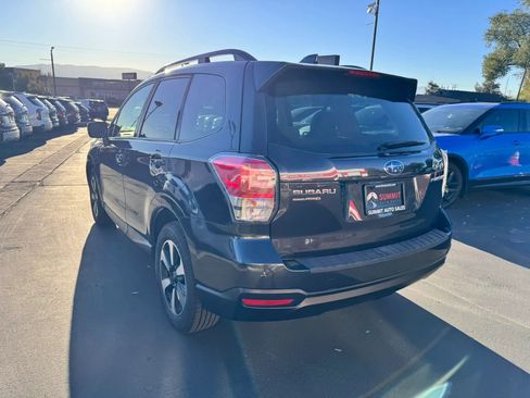 Used 2018 Subaru Forester 2.5i Premium image 6