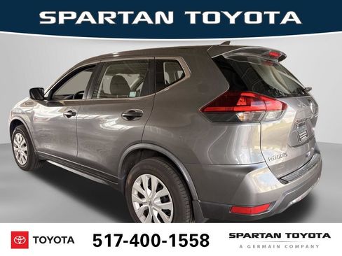 Used 2018 Nissan Rogue S AWD/4WD image 3