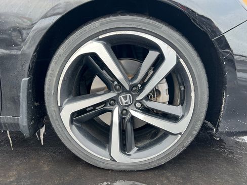 Used 2018 Honda Accord Sport image 26