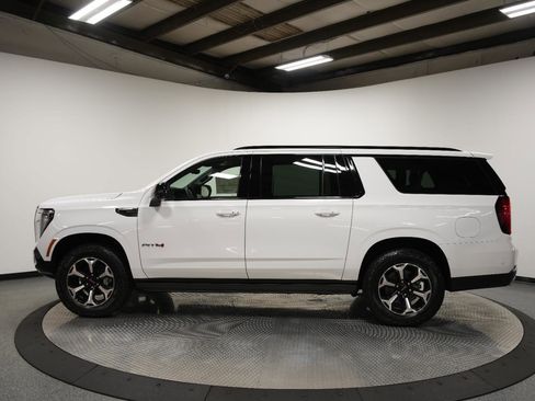 New 2026 GMC Yukon XL AT4 w/ AT4 Premium Plus Package image 7