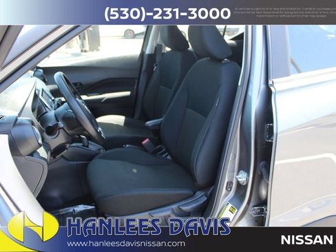Used 2025 Nissan Kicks Play S FWD image 12