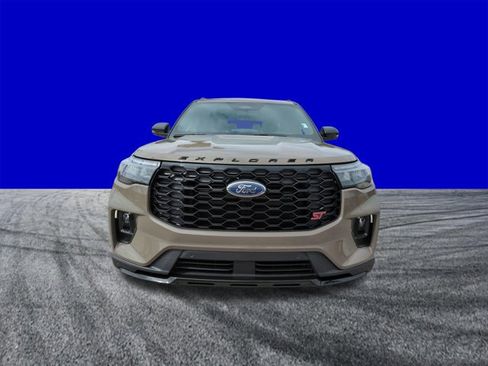New 2026 Ford Explorer ST image 9