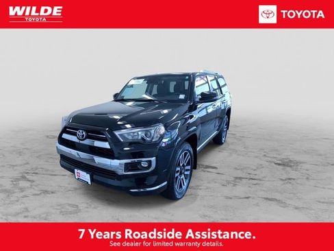 Certified 2022 Toyota 4Runner Limited AWD/4WD image 5