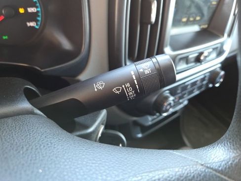 Used 2019 Chevrolet Colorado W/T image 48