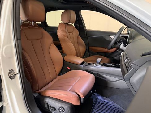 Used 2023 Audi A4 2.0T Premium w/ Convenience Package image 33