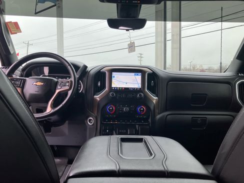 Used 2022 Chevrolet Silverado 3500 High Country w/ Z71 Off-Road Package image 44