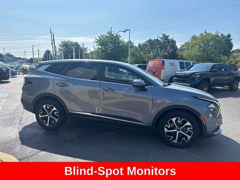 Used 2023 Kia Sportage EX FWD image 8