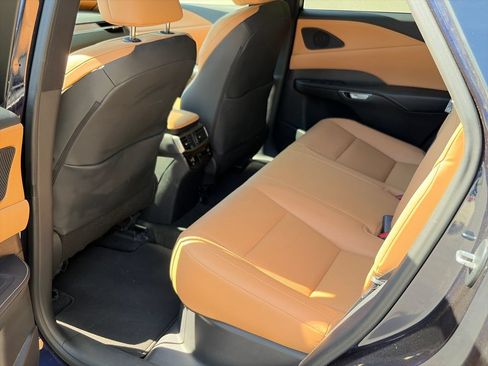 Used 2023 Lexus RX 350 Premium w/ Accessory Package AWD/4WD image 8