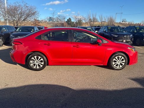 Used 2020 Toyota Corolla LE image 8