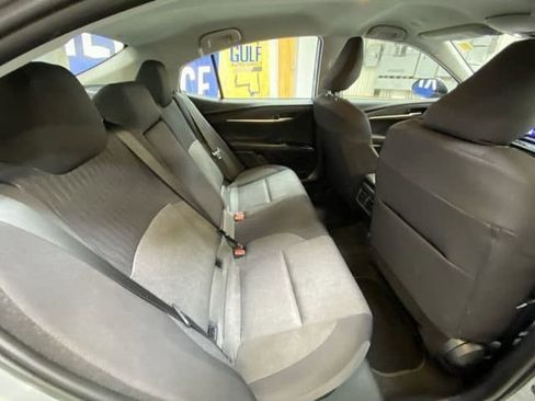 Used 2025 Toyota Camry LE FWD image 29