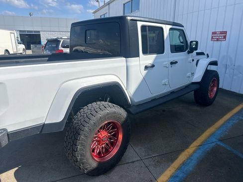 Used 2021 Jeep Gladiator Overland w/ Popular Equipment Package image 6