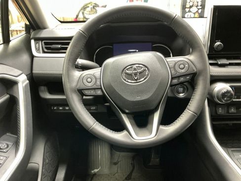 Certified 2024 Toyota RAV4 XLE w/ Convenience Package image 19