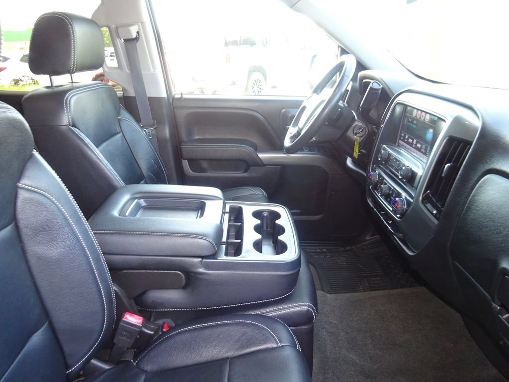 Used 2018 Chevrolet Silverado 1500 LT w/ All Star Edition RWD image 16