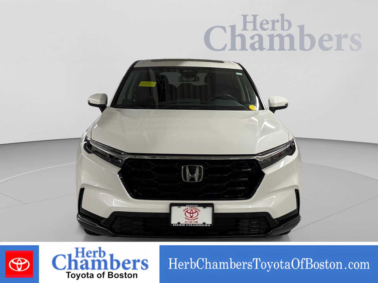 Used 2023 Honda CR-V EX image 2