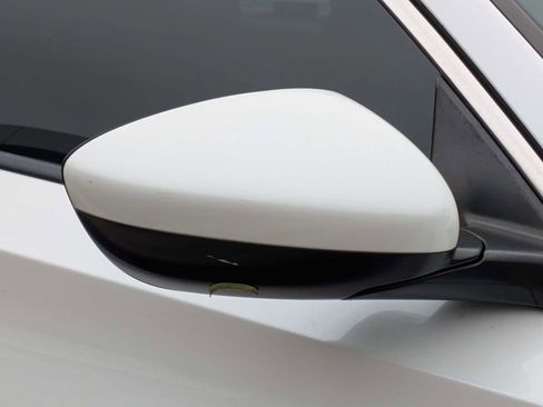 Used 2019 Honda Accord Sport image 12