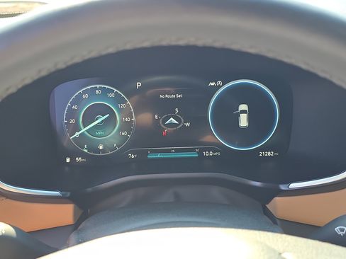 Used 2023 Hyundai Santa Fe Calligraphy image 37