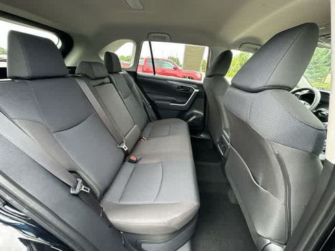 Used 2025 Toyota RAV4 LE AWD/4WD image 22