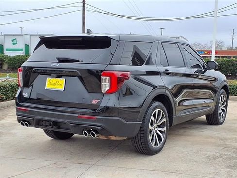 Used 2022 Ford Explorer ST AWD/4WD image 5