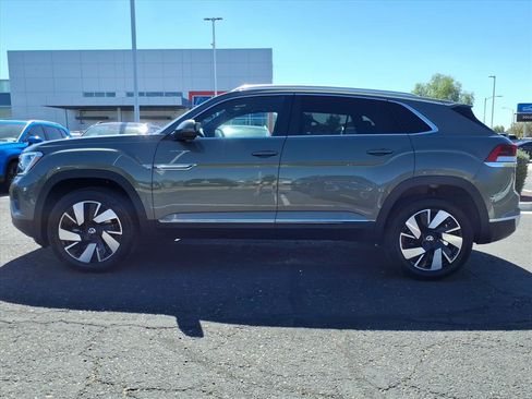 New 2026 Volkswagen Atlas Cross Sport SEL image 3