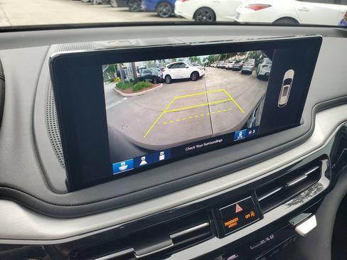 Used 2025 Acura MDX w/ Technology Package FWD image 30