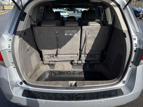 Used 2014 Honda Odyssey Touring Elite image 18
