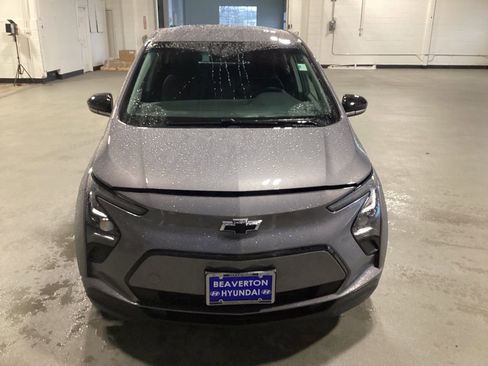 Used 2023 Chevrolet Bolt LT image 9