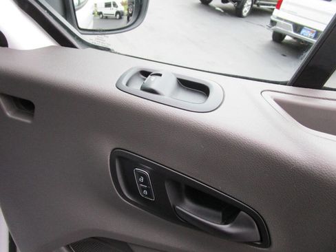 Used 2024 Ford Transit 250 Low Roof w/ Exterior Upgrade Package image 18