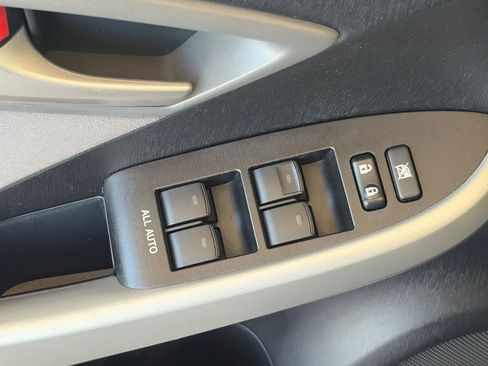 Used 2015 Toyota Prius Two FWD image 10