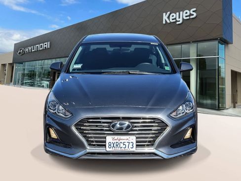 Used 2019 Hyundai Sonata SE w/ Cargo Package image 2
