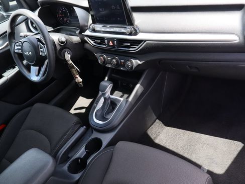 Used 2023 Kia Forte LXS FWD image 27