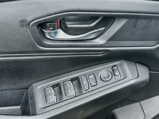 Used 2024 Honda Accord EX image 17