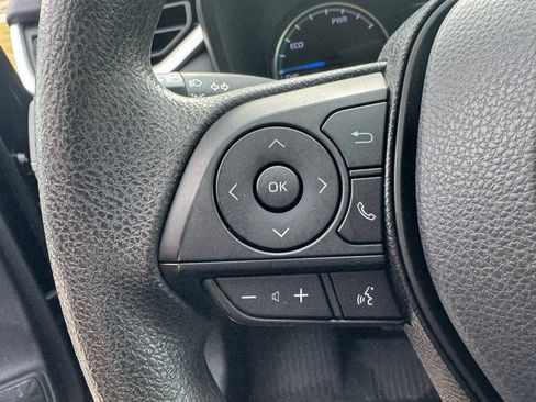 Used 2019 Toyota RAV4 LE image 28