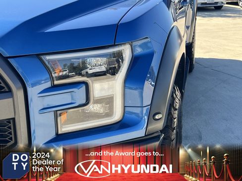 Used 2019 Ford F150 Raptor w/ Equipment Group 802A Luxury image 4